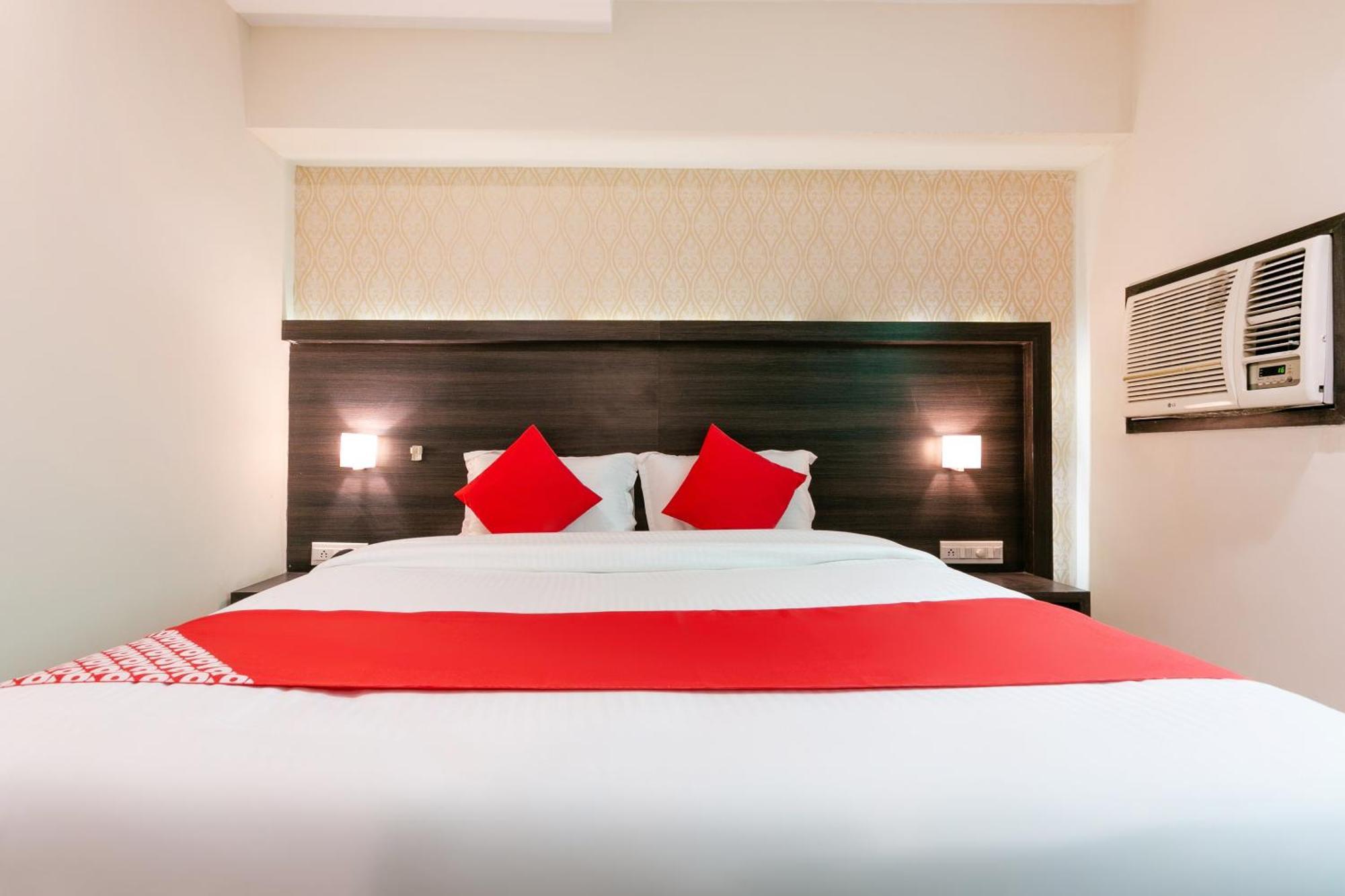 Collection O Hotel Pearl Residency Taloje Экстерьер фото